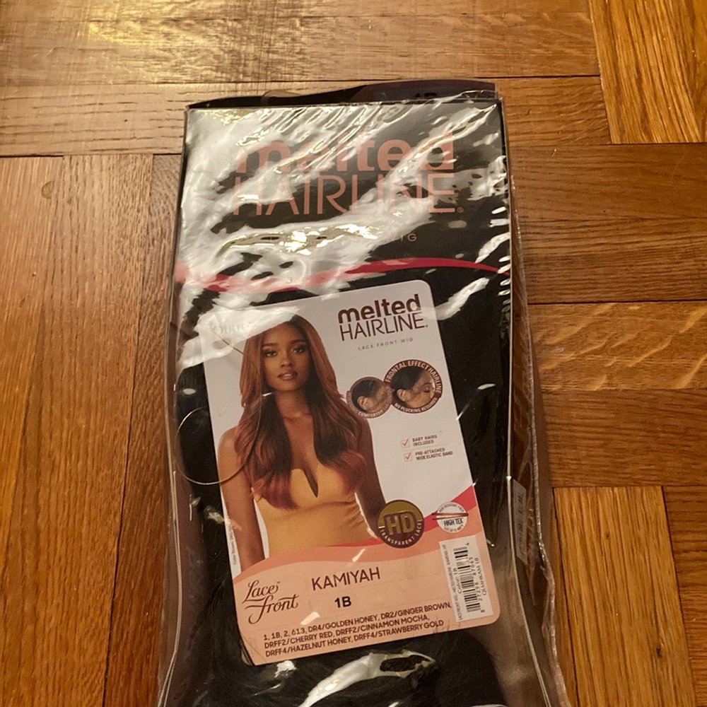 Outre Lace Front Wig - Melted Hairline - Kamiyah (1)